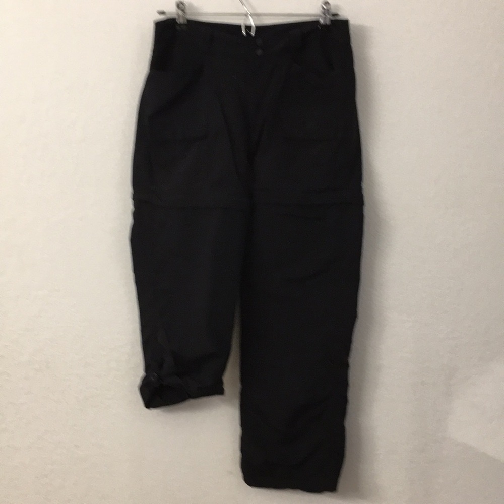 Magellan sportswear pants/shorts size 4
